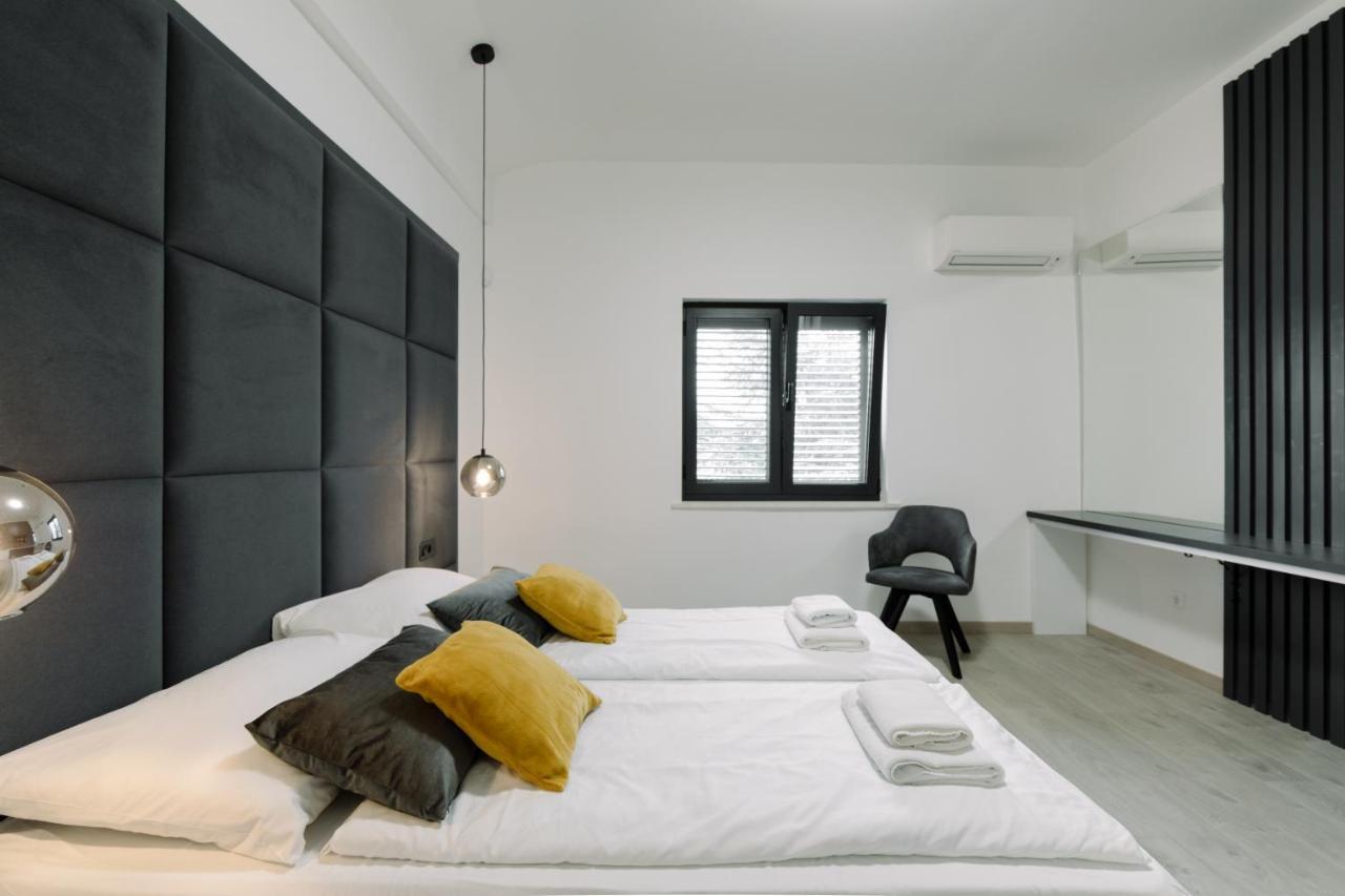 Boutique Suites Joyce Medulin With Free Parking Ngoại thất bức ảnh