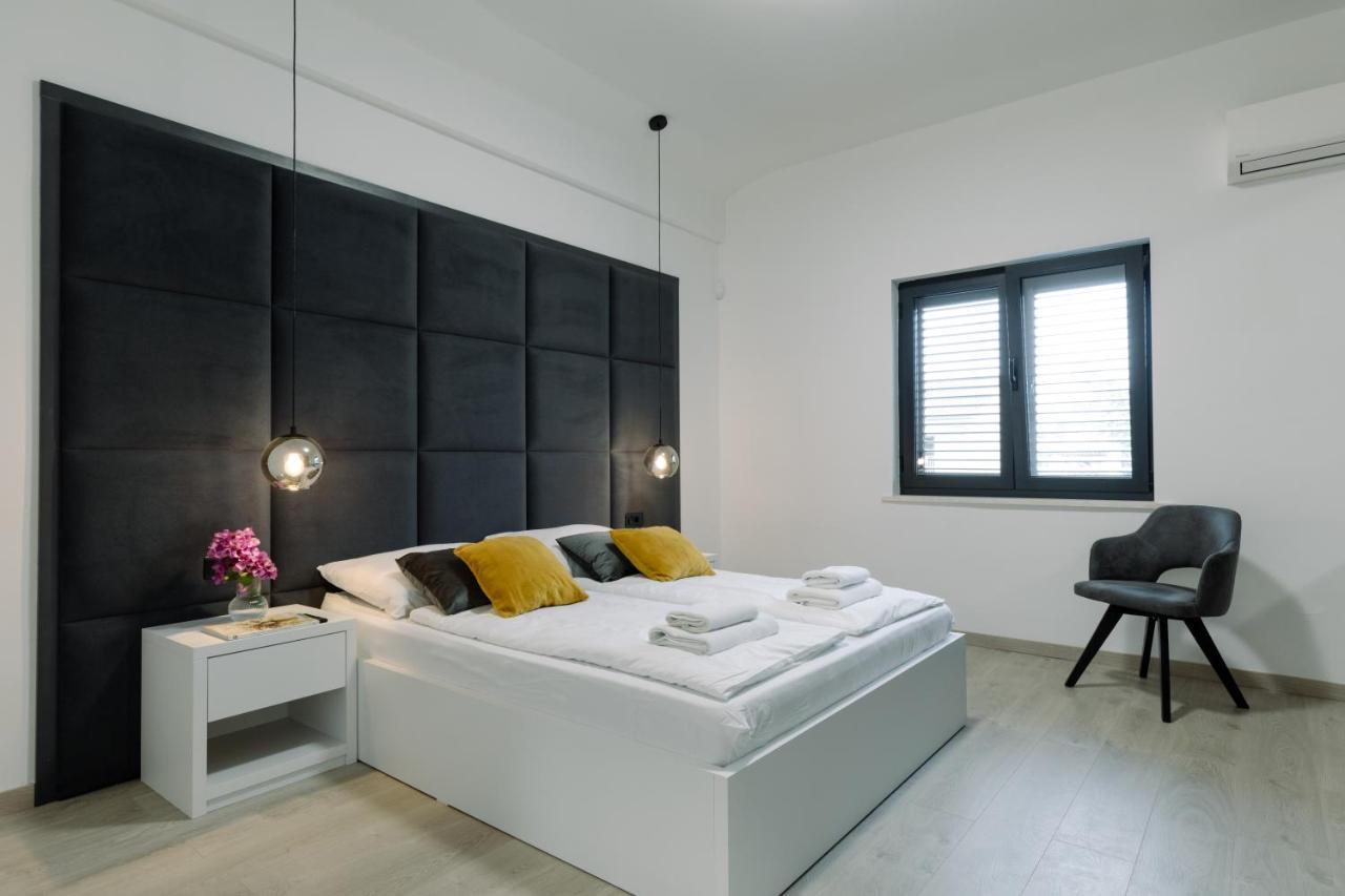 Boutique Suites Joyce Medulin With Free Parking Ngoại thất bức ảnh