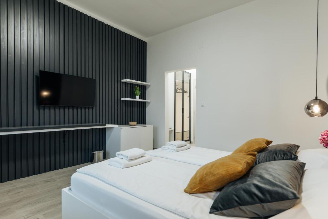 Boutique Suites Joyce Medulin With Free Parking Ngoại thất bức ảnh