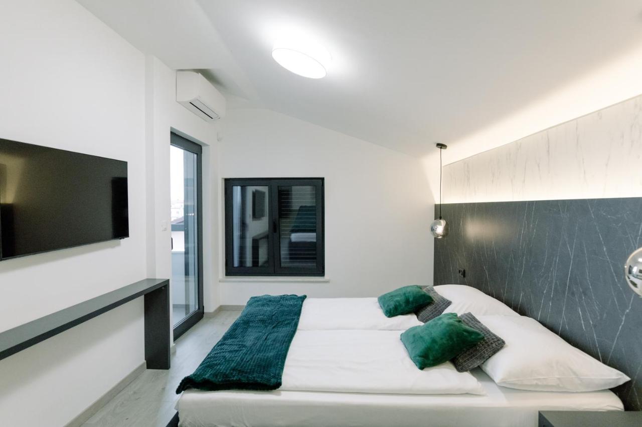 Boutique Suites Joyce Medulin With Free Parking Ngoại thất bức ảnh